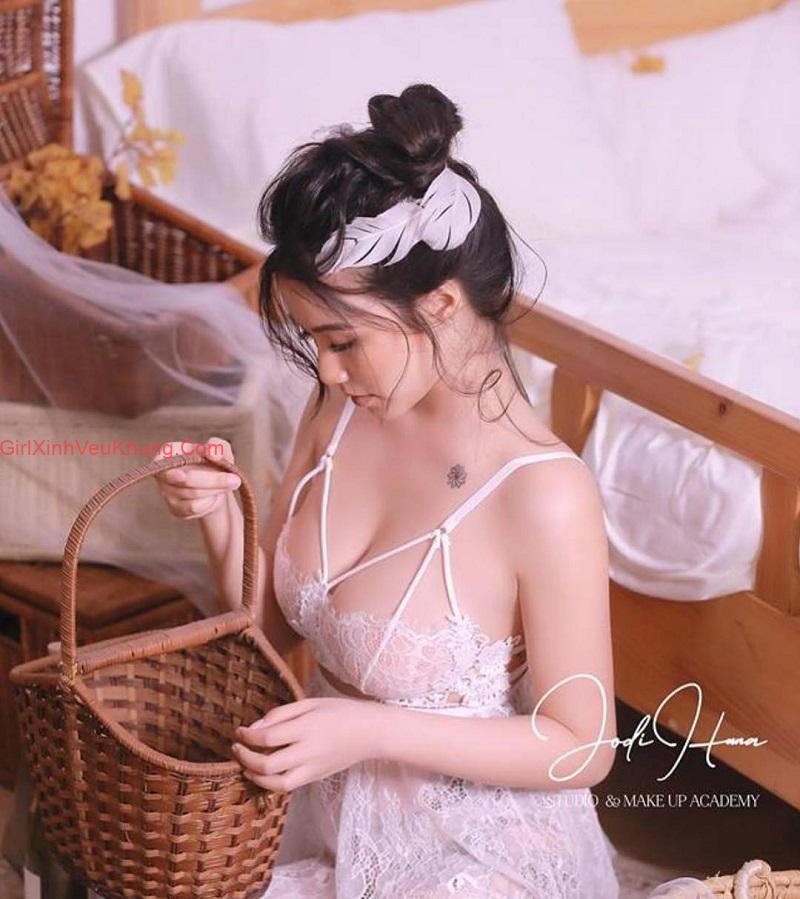 Tổng hợp ảnh Linh Miu 18+ cực sexy 