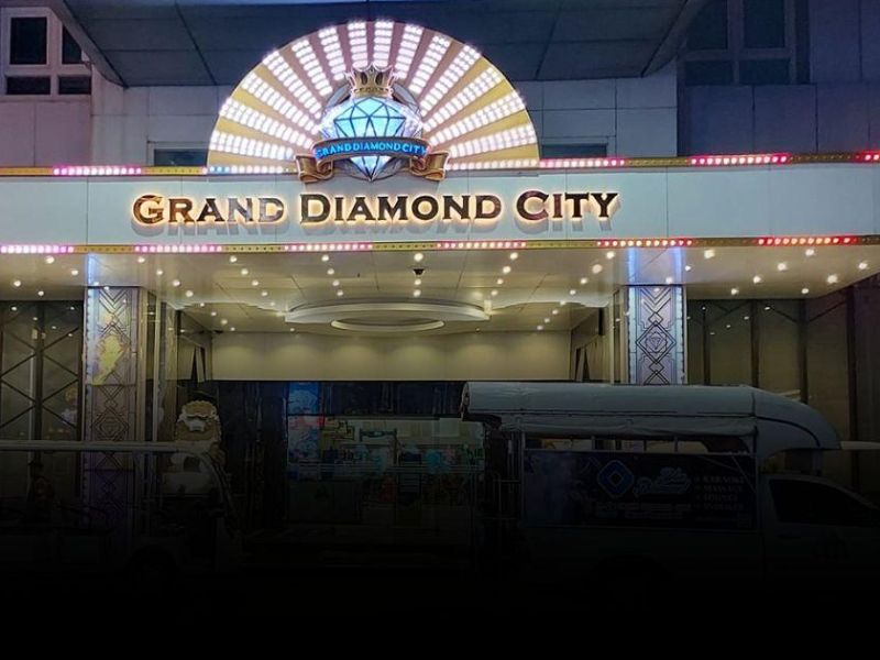 Grand Diamond Hotel & Casino